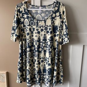 LulaRoe XL Disney Perfect T Unicorn Print